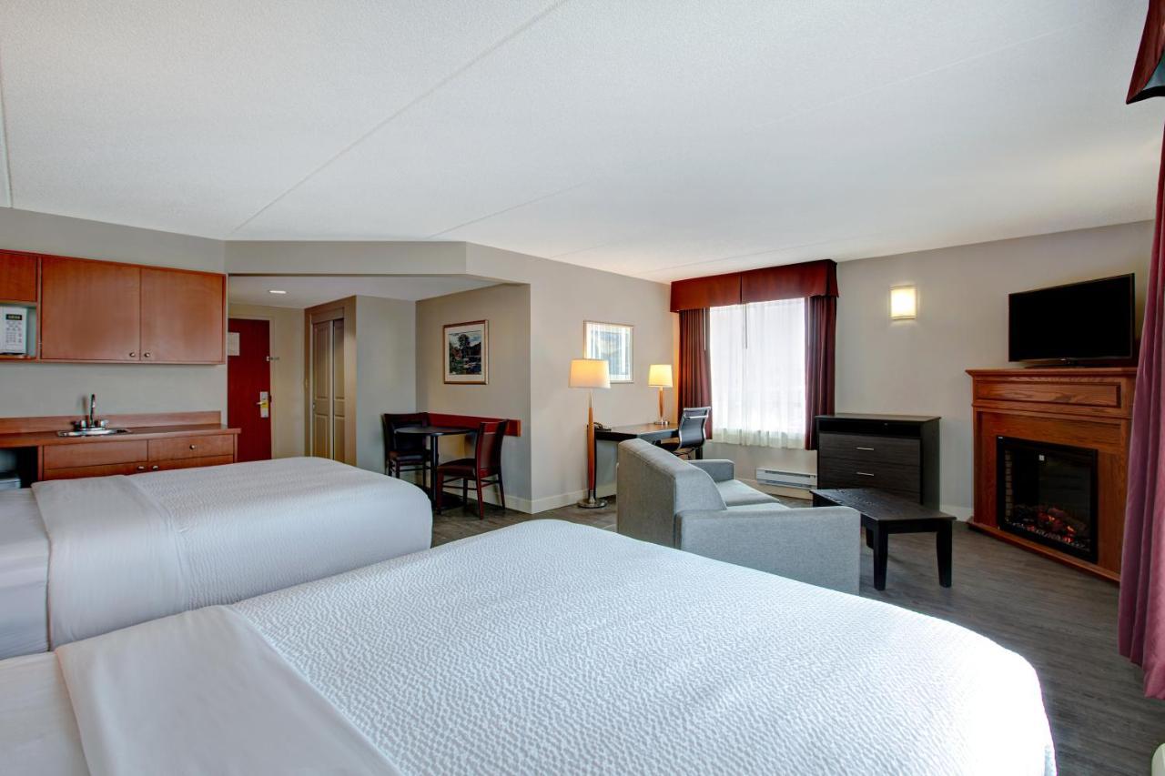 Days Inn & Suites By Wyndham Collingwood Zewnętrze zdjęcie