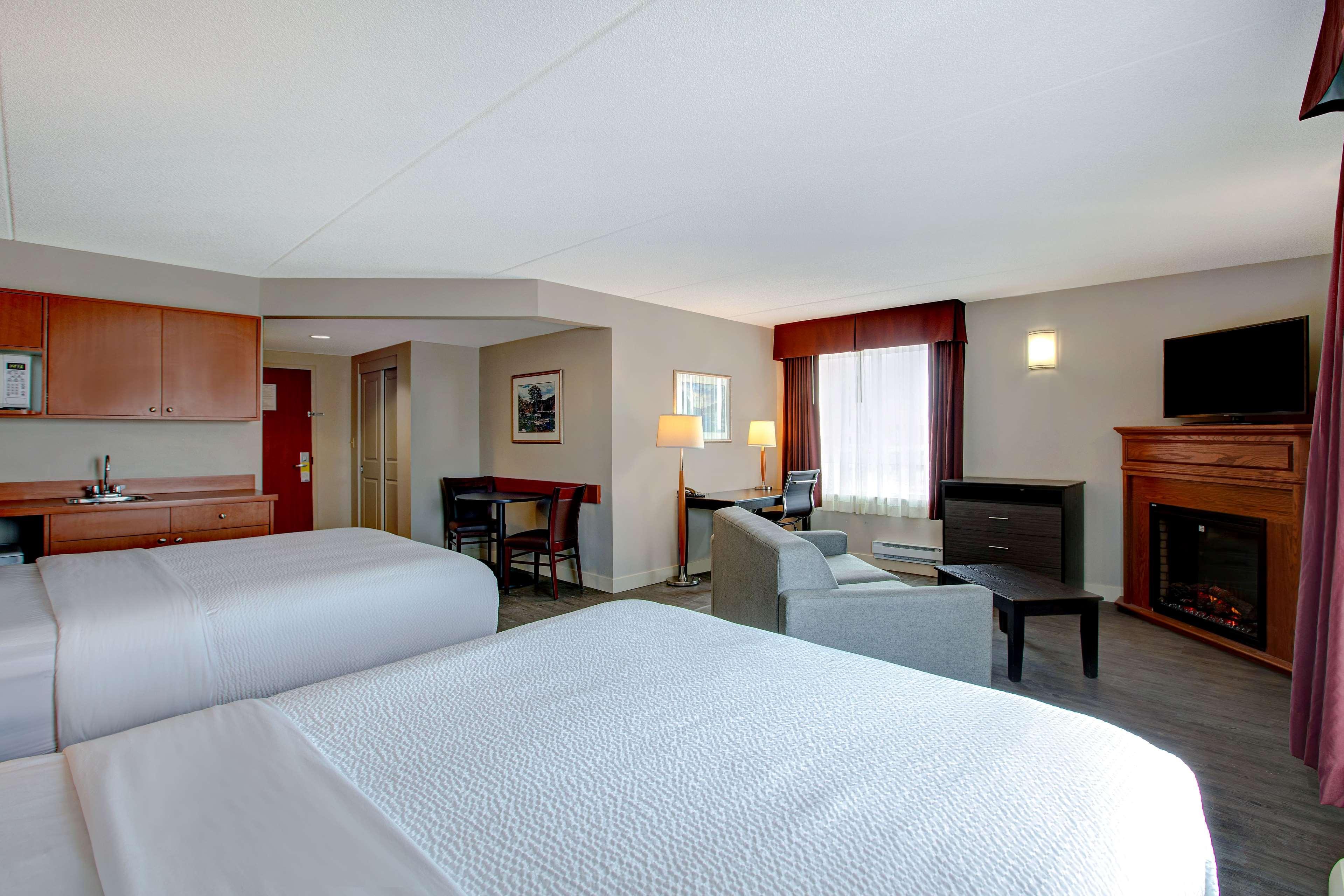 Days Inn & Suites By Wyndham Collingwood Zewnętrze zdjęcie