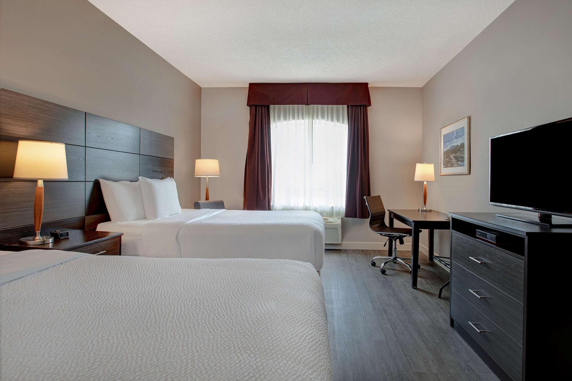 Days Inn & Suites By Wyndham Collingwood Zewnętrze zdjęcie