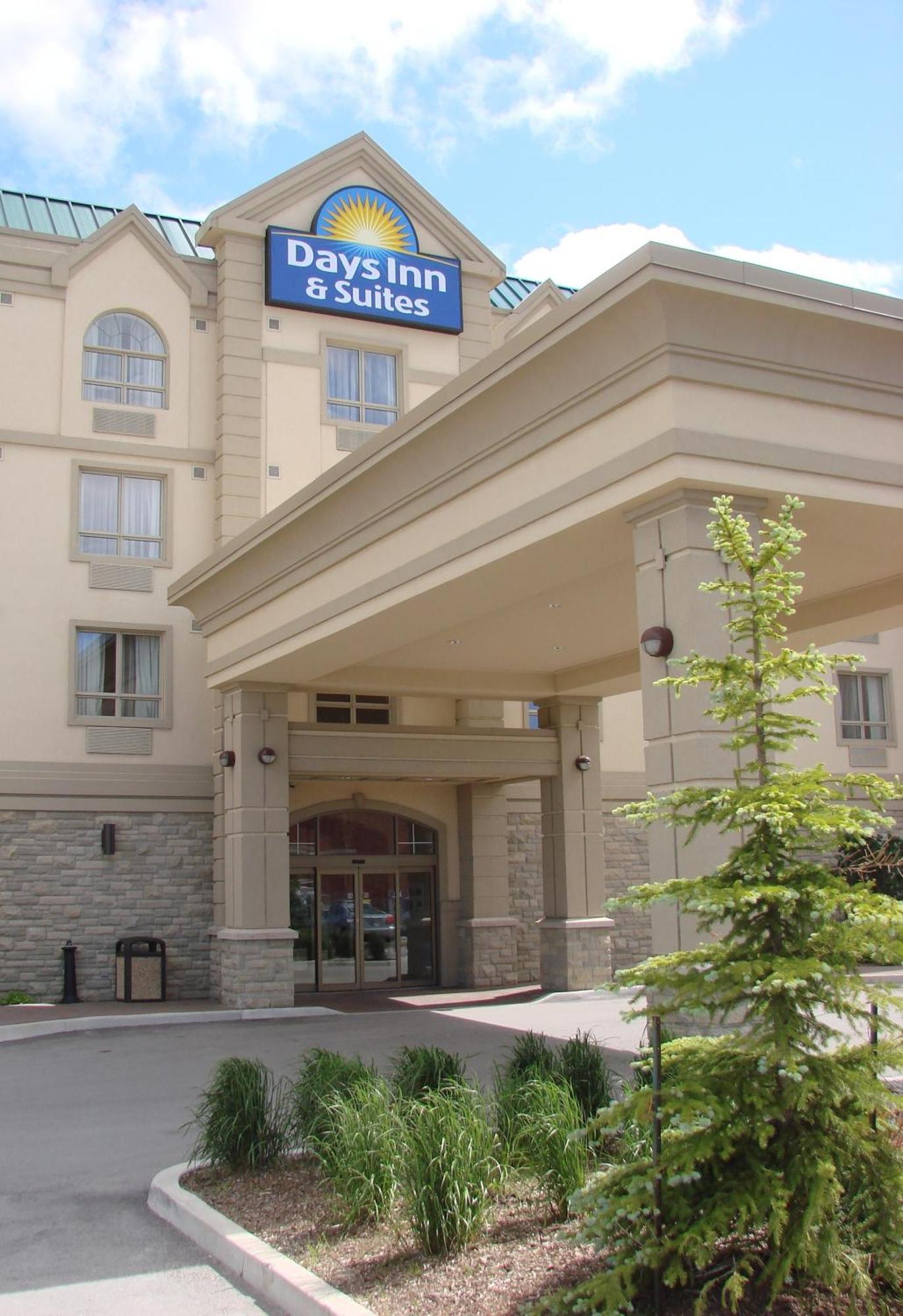 Days Inn & Suites By Wyndham Collingwood Zewnętrze zdjęcie