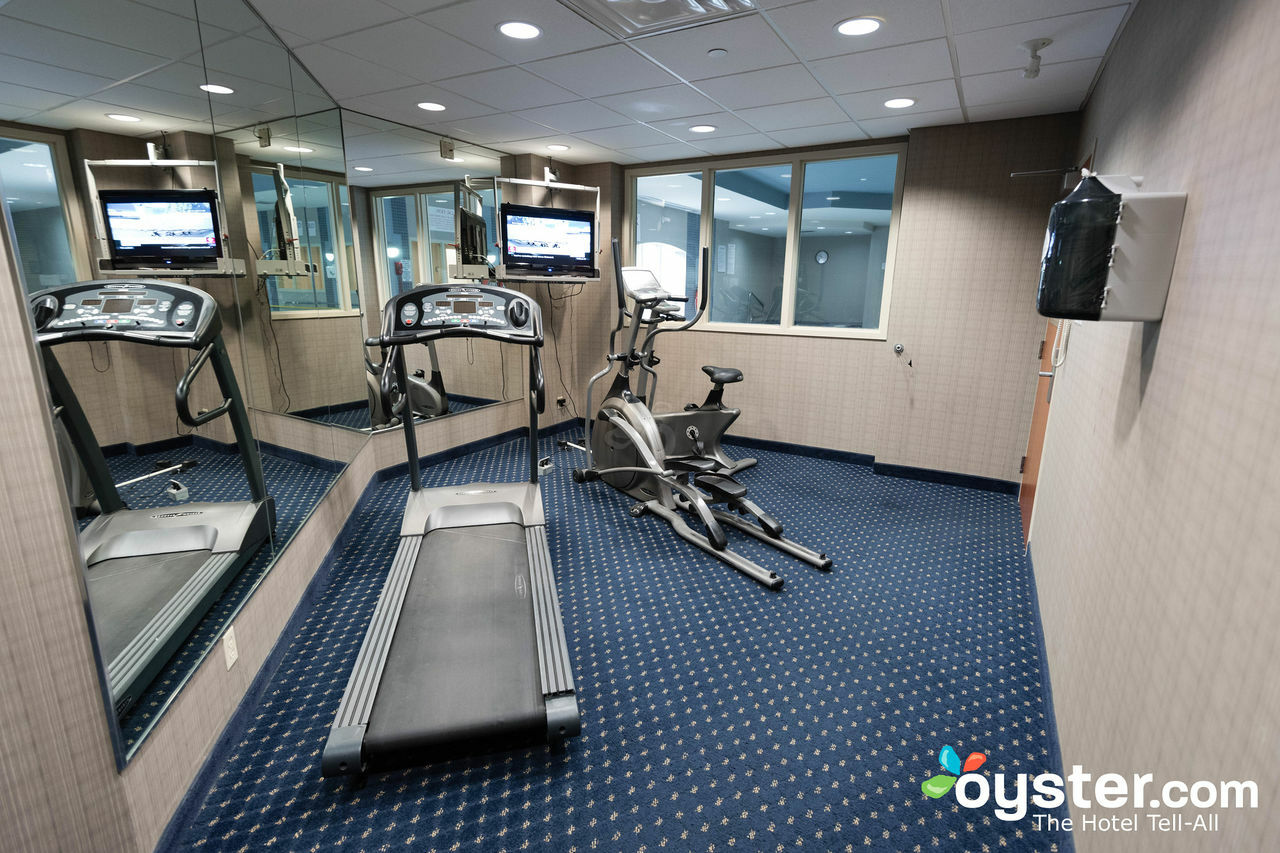 Days Inn & Suites By Wyndham Collingwood Zewnętrze zdjęcie